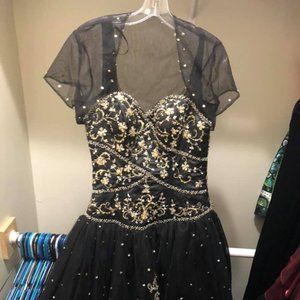 Black and Gold Prom Dress. Size 6. Lace up back
